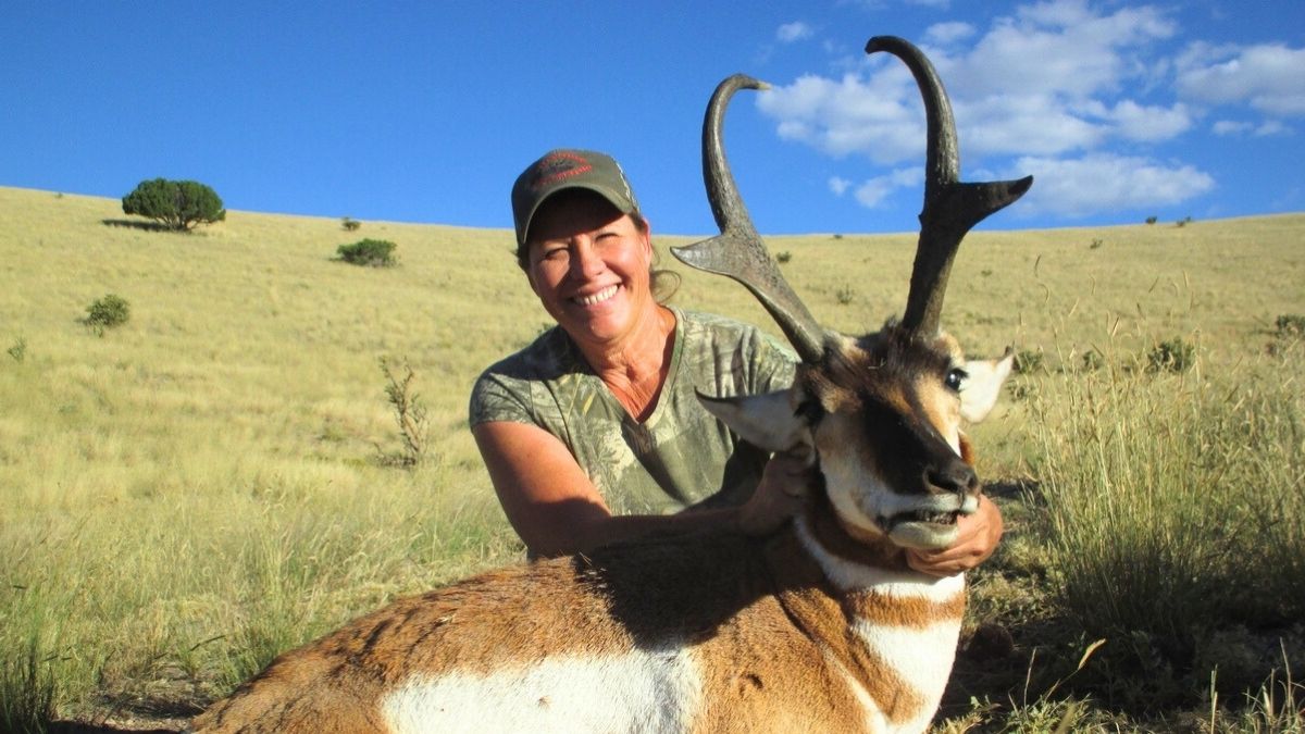 New Mexico Antelope Hunts  -Grand Goldman