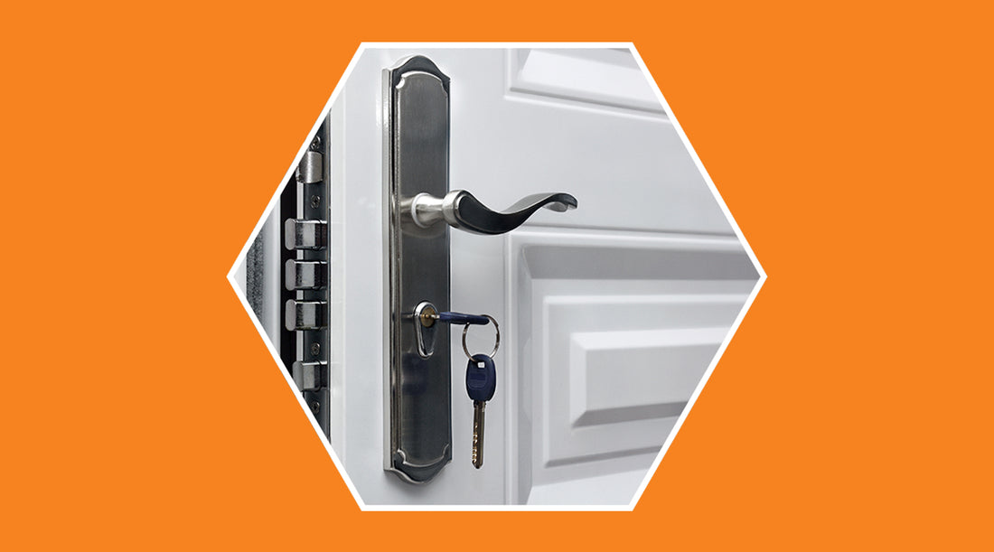 Door and window safety latch: how it works and types - grandgoldman.com