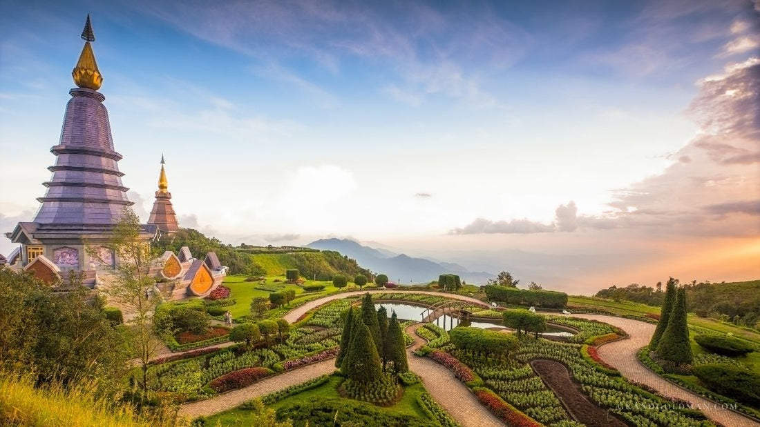 Thailand Best Things to Do - Grand Goldman