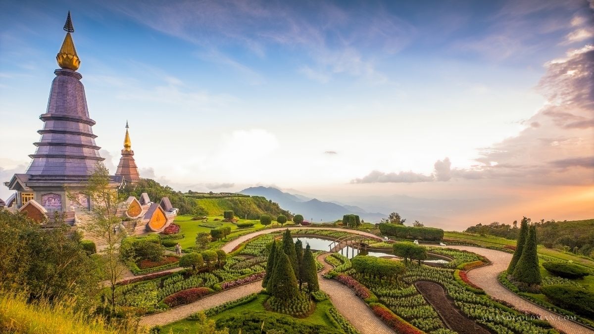 Thailand Best Things to Do - Grand Goldman