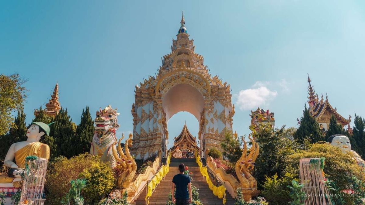 Things to Do Chiang Rai - Grand Goldman
