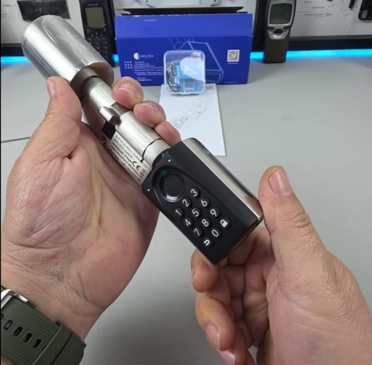 Are you still cursing looking for your keys?  Not ANYMORE... See also "LEARN"... SMART Lock Welock ToucA51 Pro at €159 COMPLETE!!! (Video)