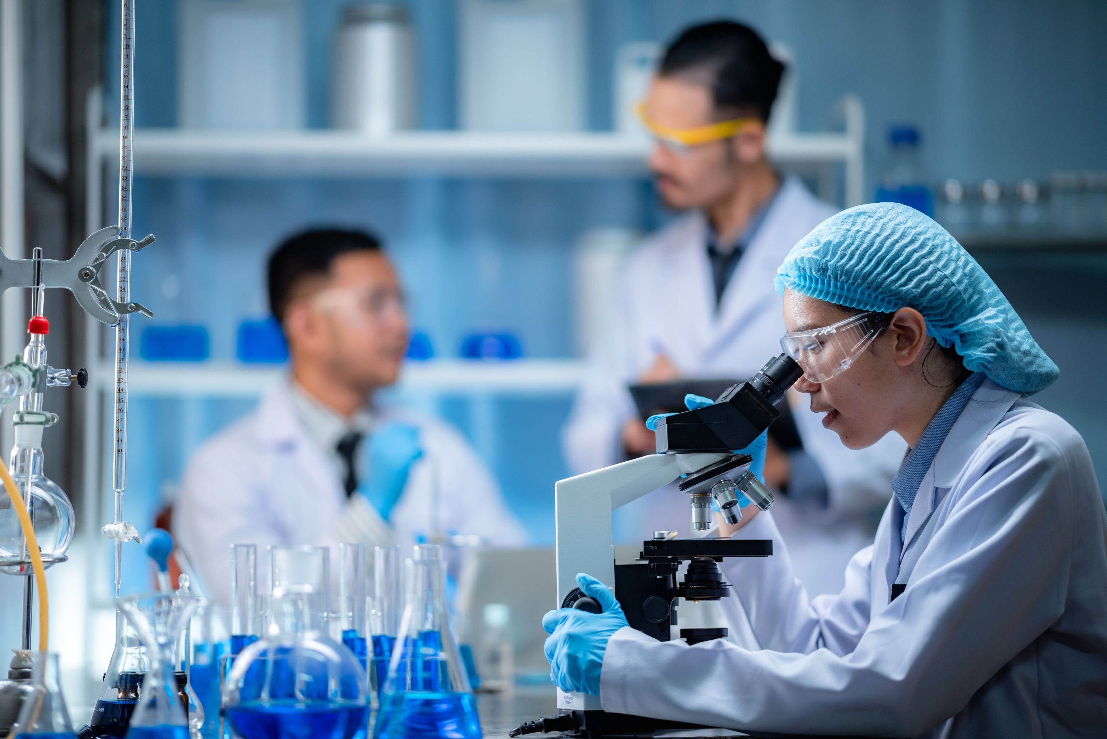 China Overtakes United States in Research and Development Spending - grandgoldman.com
