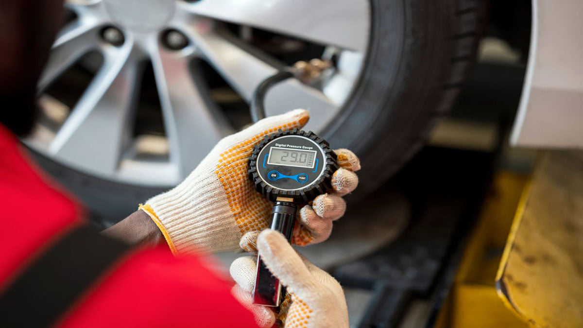 Best Tire Pressure Gauge - Grand Goldman