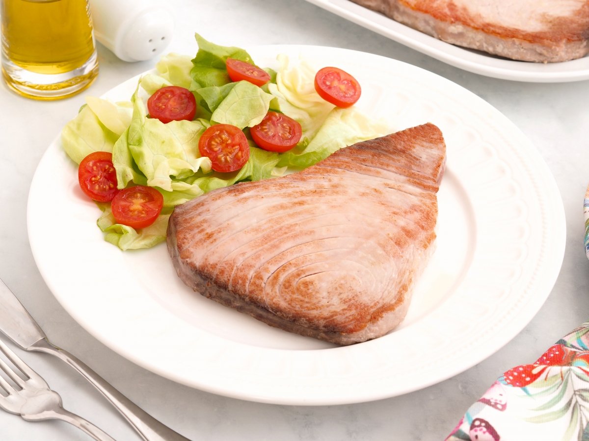 Grilled Tuna Recipe: Easy Spanish Seafood Dinner with Paprika
63