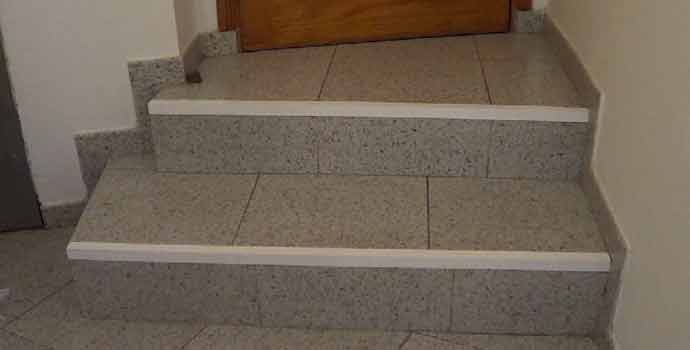 Learn how to protect the steps of your staircase - grandgoldman.com