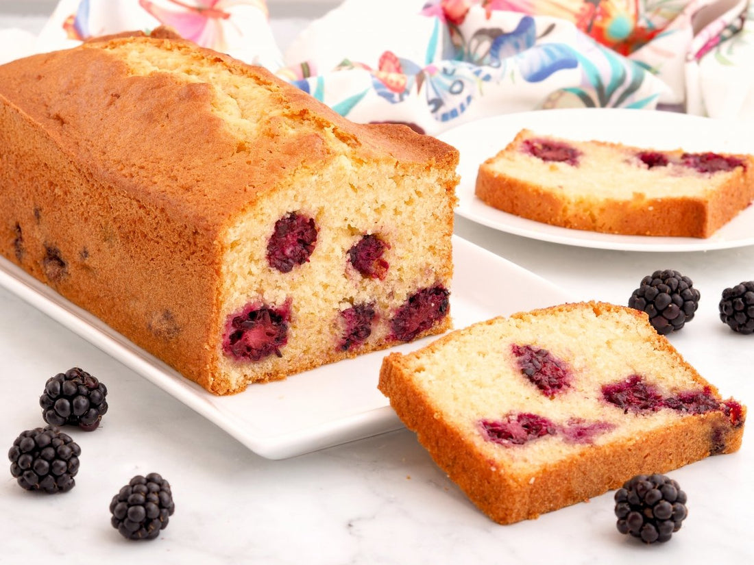Blackberry Yogurt Cake Recipe: Easy Spanish Sponge Cake