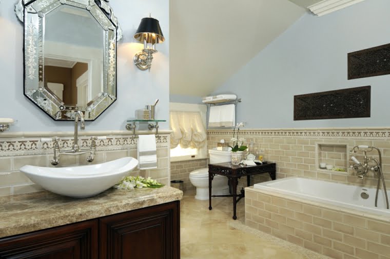 Change the atmosphere of your home by decorating with mirrors! - grandgoldman.com