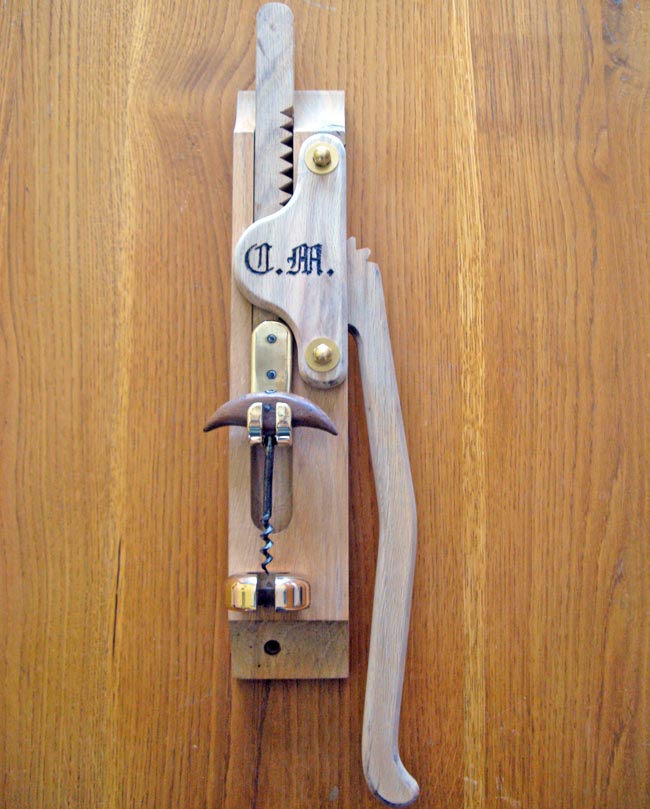 DIY Wooden Wall Corkscrew: A Beautiful Challenge