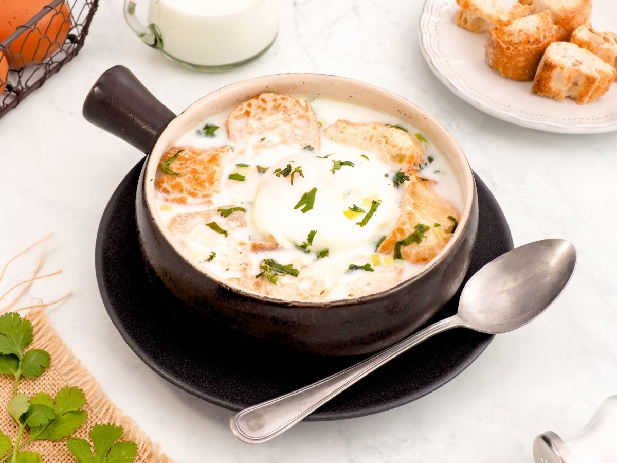 Changua Recipe: Traditional Colombian Breakfast Egg & Milk Soup
65