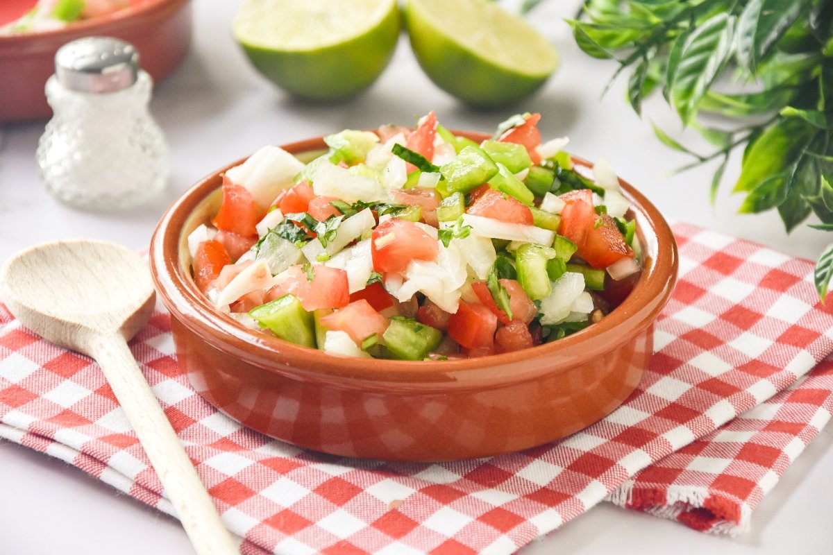 Chismol Recipe: Fresh Honduran Tomato and Pepper Salsa