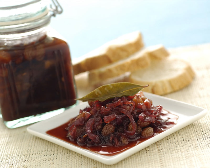 Red Onion and Raisin Chutney Recipe: Easy DIY Preserve