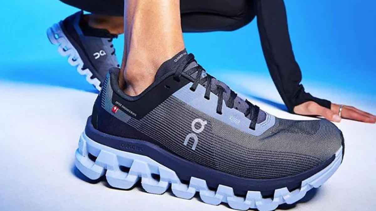 Best on Cloud Shoe for Flat Feet - Grand Goldman