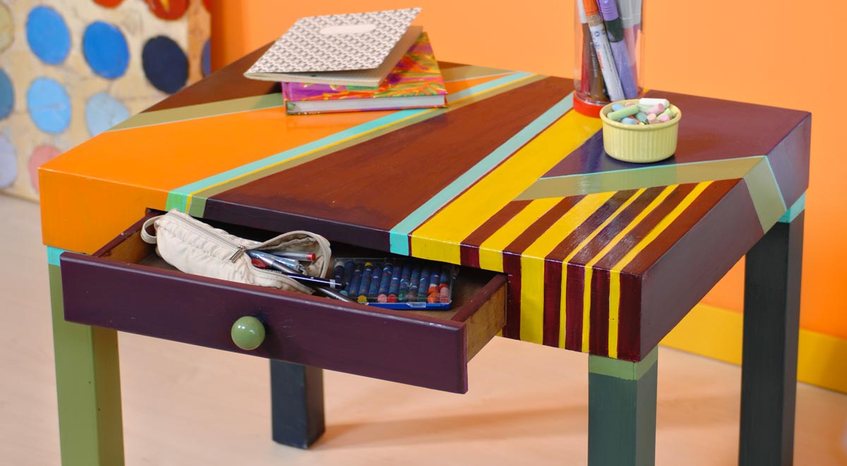 How to Creatively Paint a Wooden Table: A Fun DIY Guide