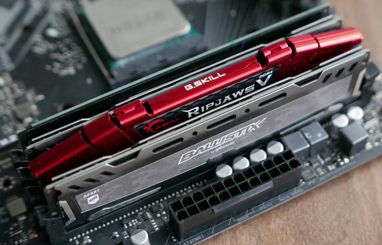 PC companies are considering postponing new products due to memory availability