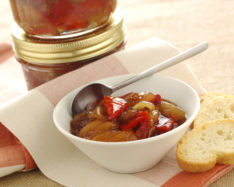 Dried Apricot and Red Pepper Preserve: A Sweet-Savory DIY Recipe