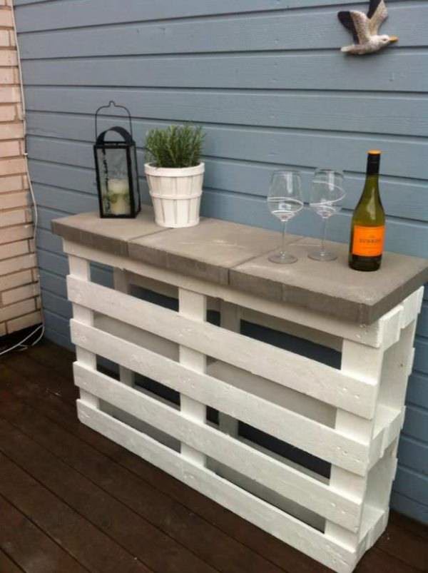 Impressive mini-bars made with pallet wood - grandgoldman.com