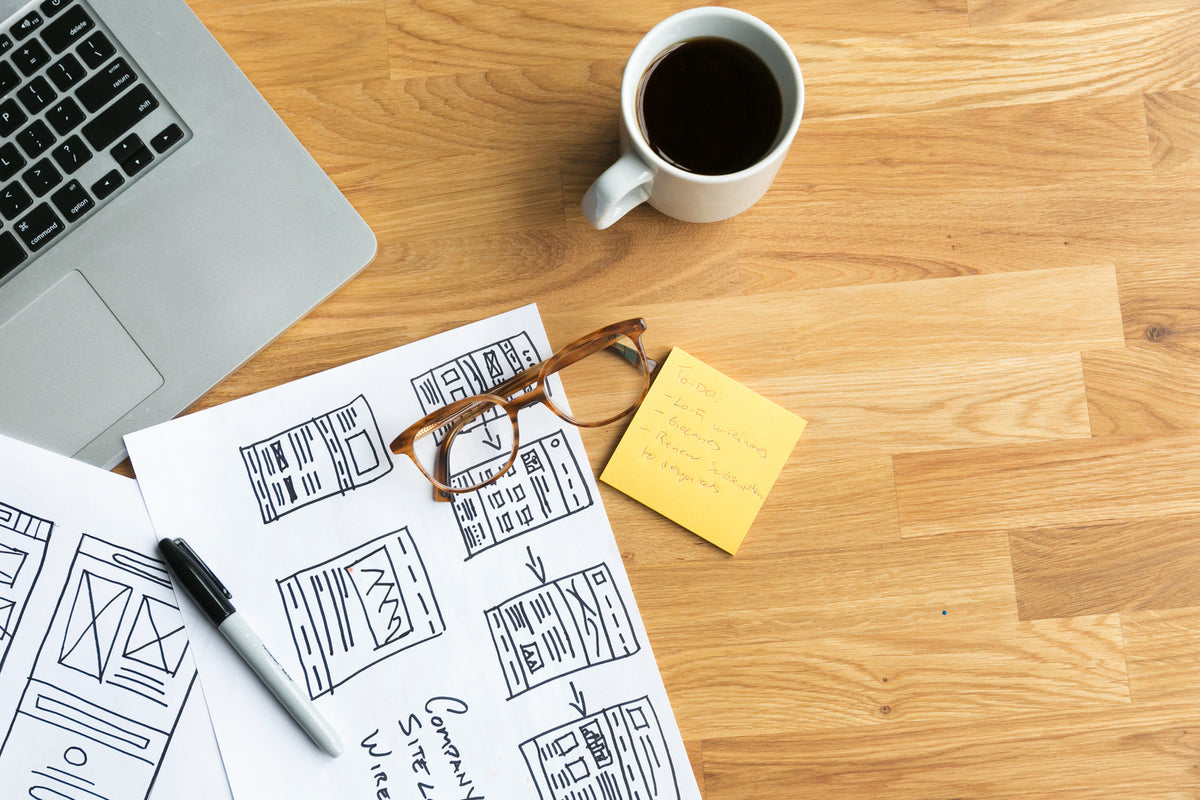Glueing or Gluing: The One Spelling Rule Most Writers Get Wrong