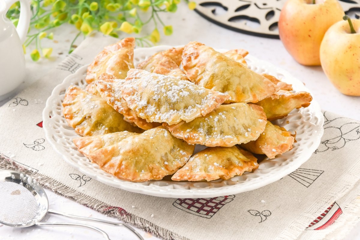 Apple Empanadillas Recipe: Sweet Spanish Turnover Treat