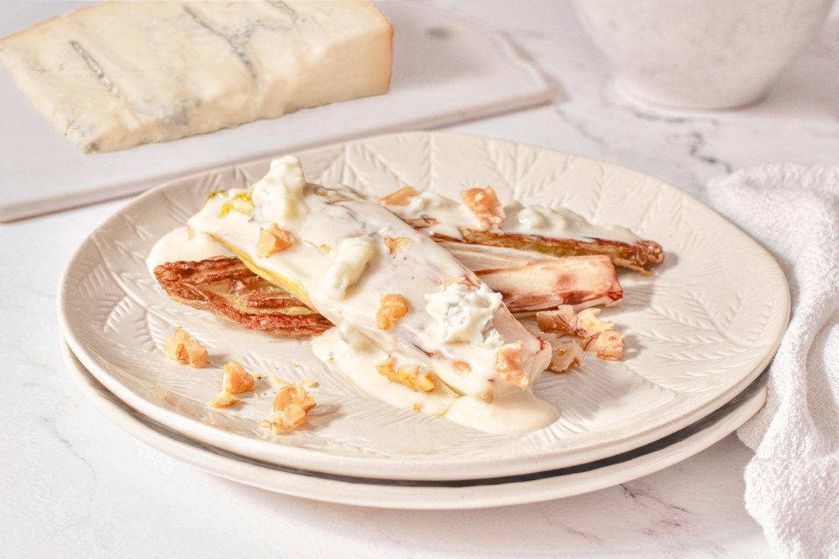 Endive with Gorgonzola: Creamy Baked Italian Starter (55)