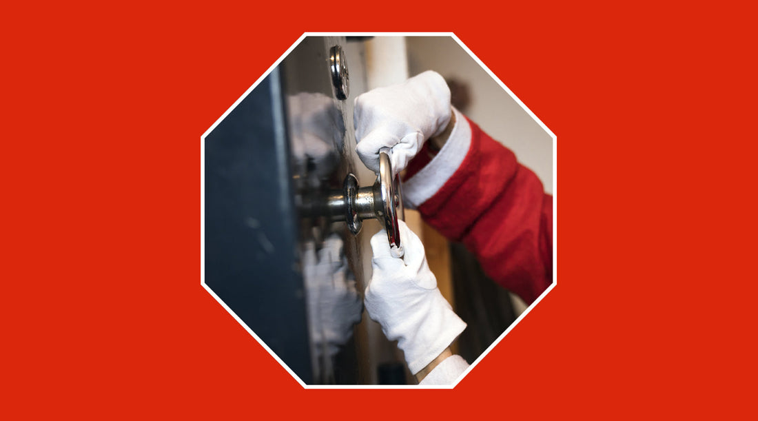 How to protect your home from theft and accidents at Christmas - grandgoldman.com