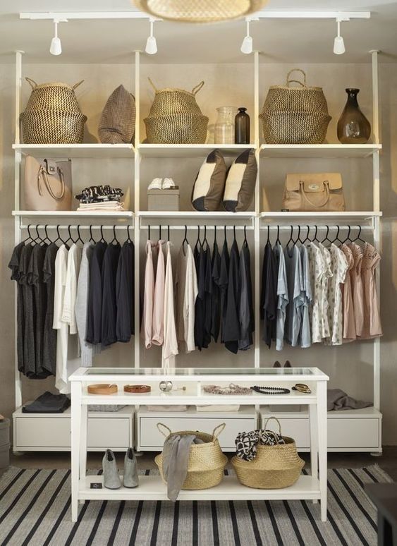 Tools that will help you better organize your closet and maintain order - grandgoldman.com