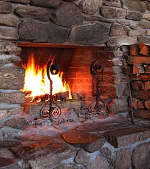 Original rustic fireplaces that you can implement in your home - grandgoldman.com
