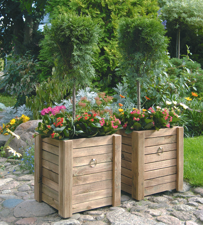 Quick DIY Wooden Planter Boxes: Easy Step-by-Step Guide