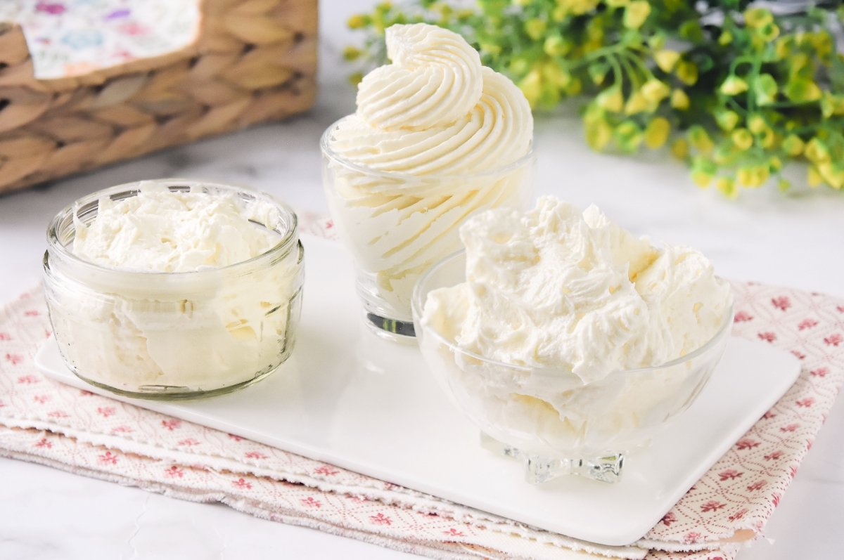Cream Cheese Frosting Recipe: Easy and Perfect for Cakes