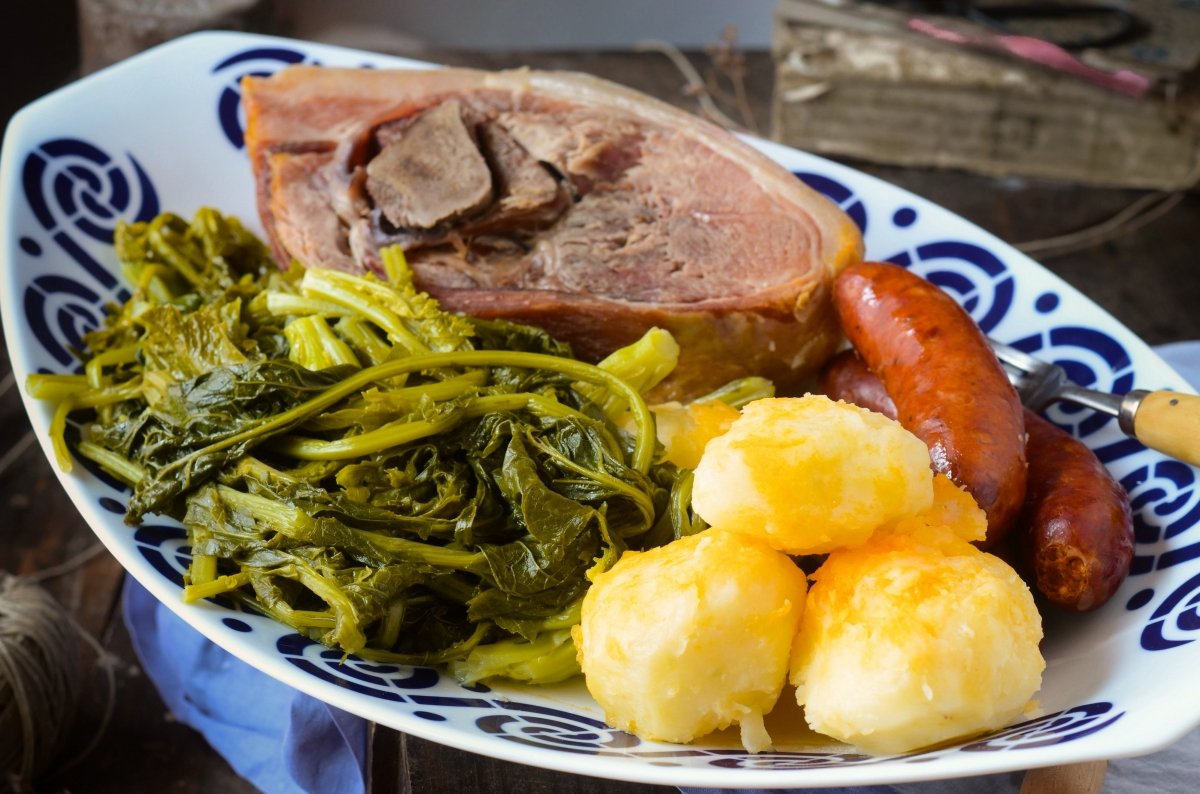 Lacón con Grelos Recipe: Authentic Galician Pork Feast