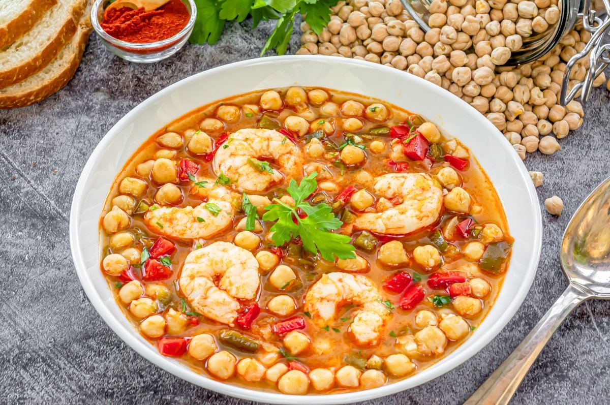 Garbanzos con Langostinos: Spanish Seafood Stew with Saffron