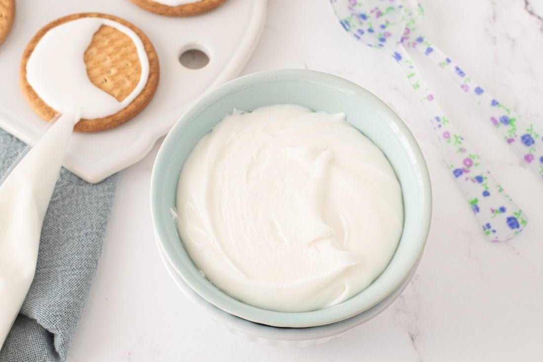 Royal Icing Recipe: Easy Glossy Piping & Flooding Glaze
Count: 59