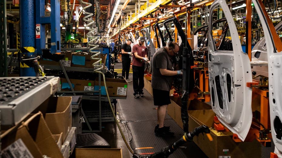 US Economy Added 178000 Jobs in March But Growth Remains Uneven - grandgoldman.com