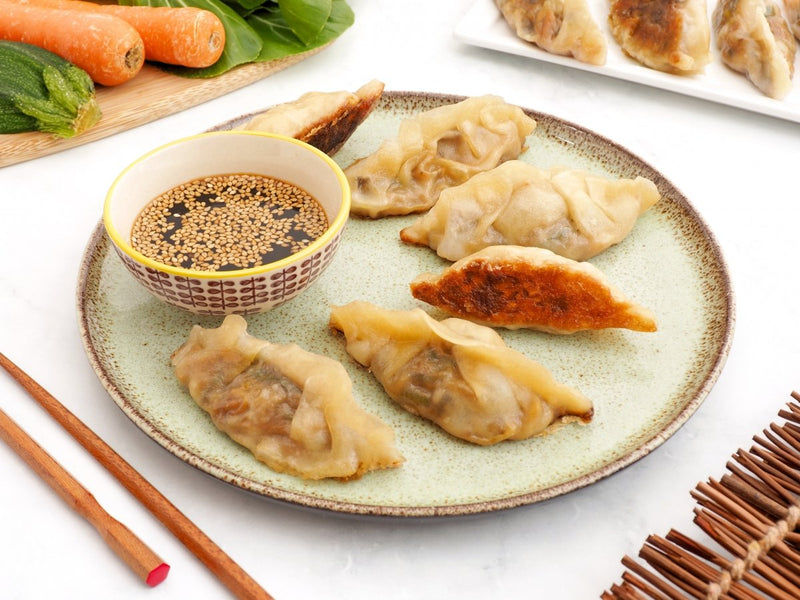 Vegetable Gyozas Crispy Japanese Dumplings Recipe - grandgoldman.com