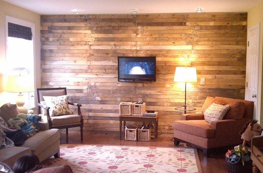 Learn how to cover a wall with pallets! - grandgoldman.com