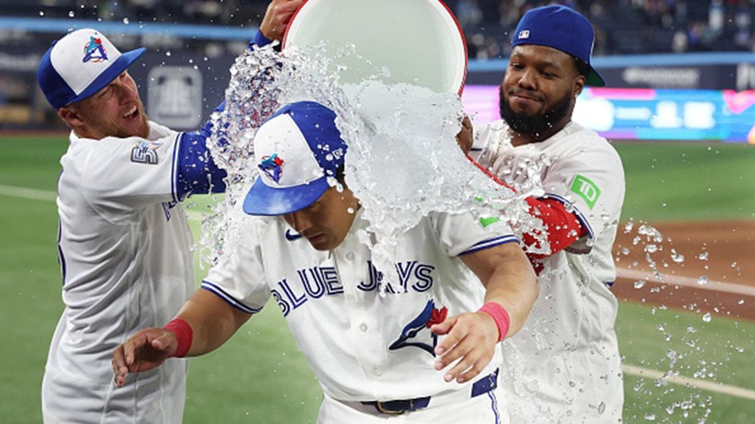 MLB Opening Week Delivers Early Surprises and Hot Starts - grandgoldman.com