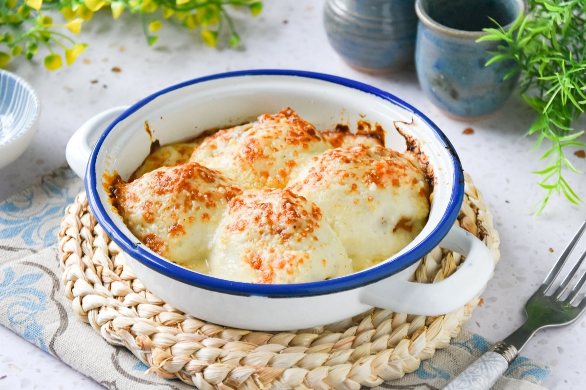 Stuffed Eggs with Meat: Spanish Comfort Classic, Baked & Saucy
59