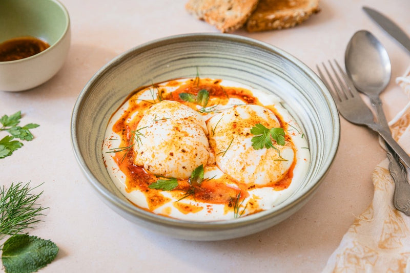 Turkish Eggs Recipe: Creamy Garlic Yogurt Breakfast