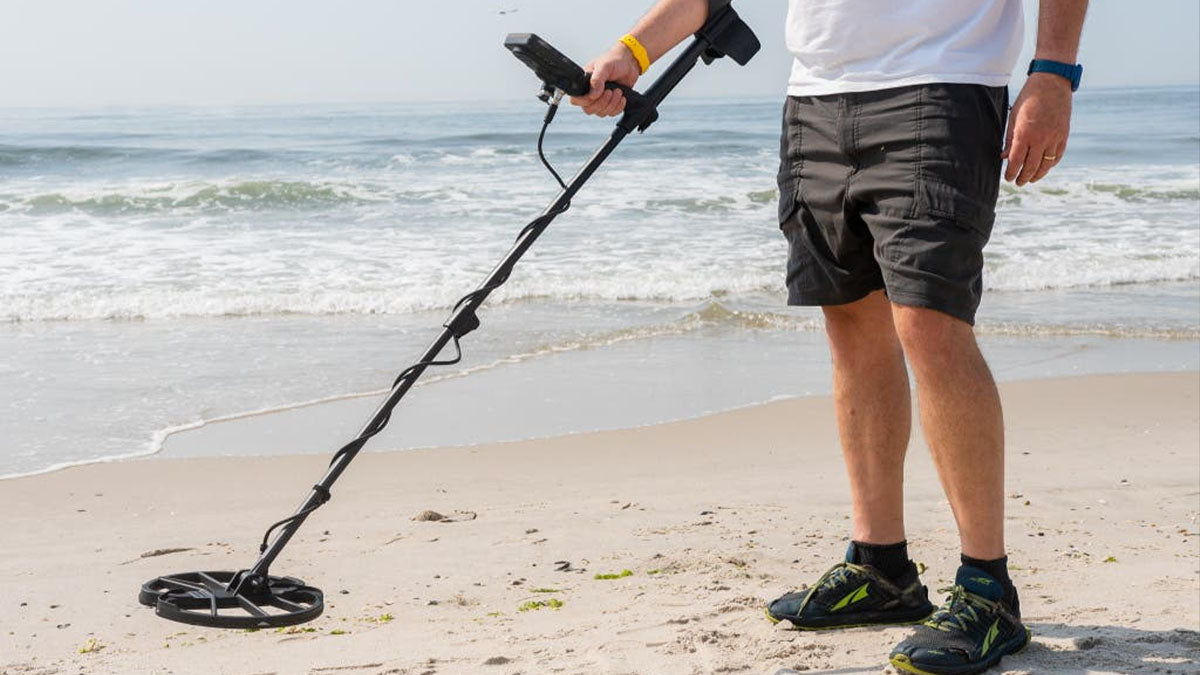 Best Inexpensive Metal Detector - Grand Goldman