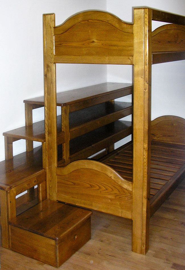 DIY Bunk Bed: Detailed Construction Guide for a Solid Wood Frame