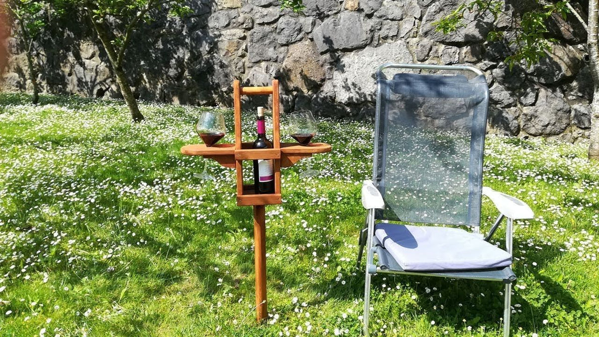 How to make a bottle rack for the garden - grandgoldman.com