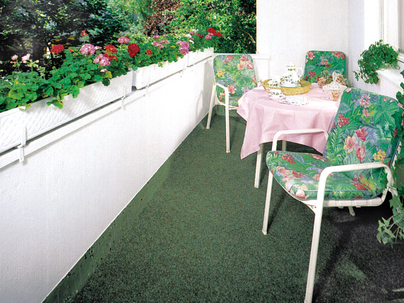 How to Install Synthetic Outdoor Carpet on Your Balcony: A DIY Guide