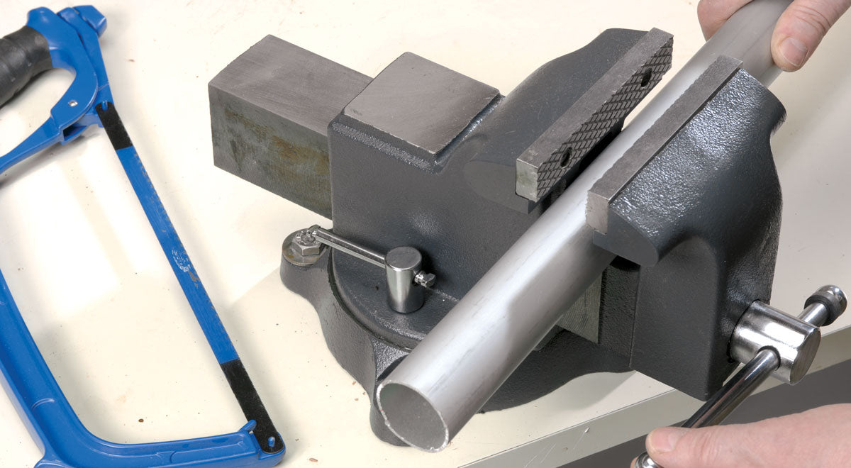 Bench Vise: Features, Selection, and Mounting Guide