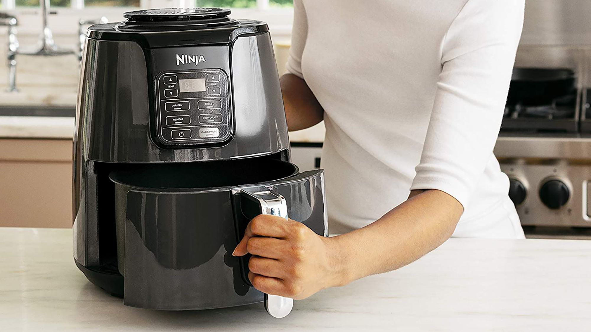 Ninja AF101 4-Quart Air Fryer Review - grandgoldman.com