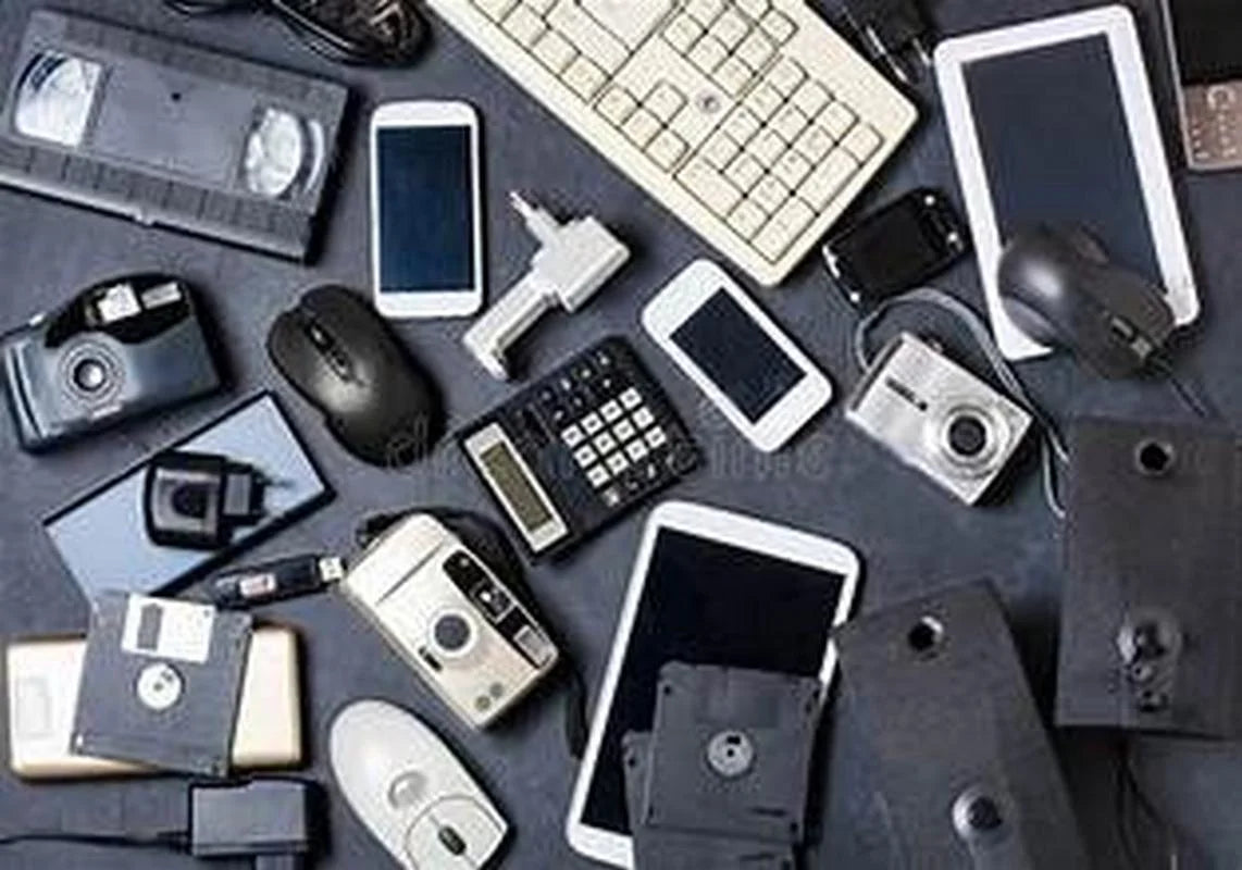 The Devices That Changed The World Technologically – Young People Today Don't Even Recognize Them!