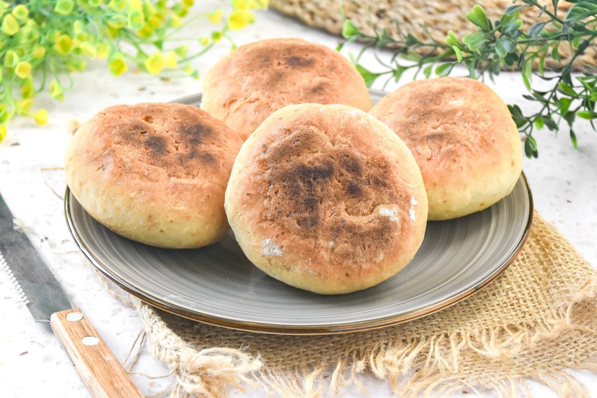 Yogurt Bread Recipe: Quick No-Yeast Skillet Flatbreads