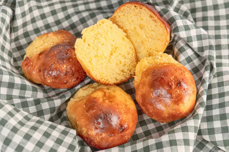Flourless Bread Buns Recipe (Easy Gluten-Free Rolls) - grandgoldman.com