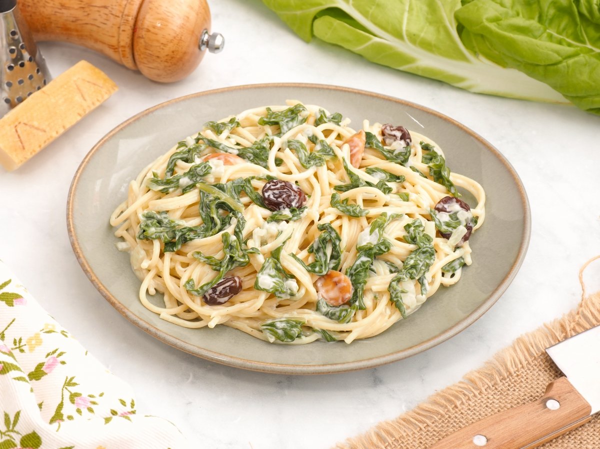 Creamy Swiss Chard Pasta Recipe: Easy Italian Comfort