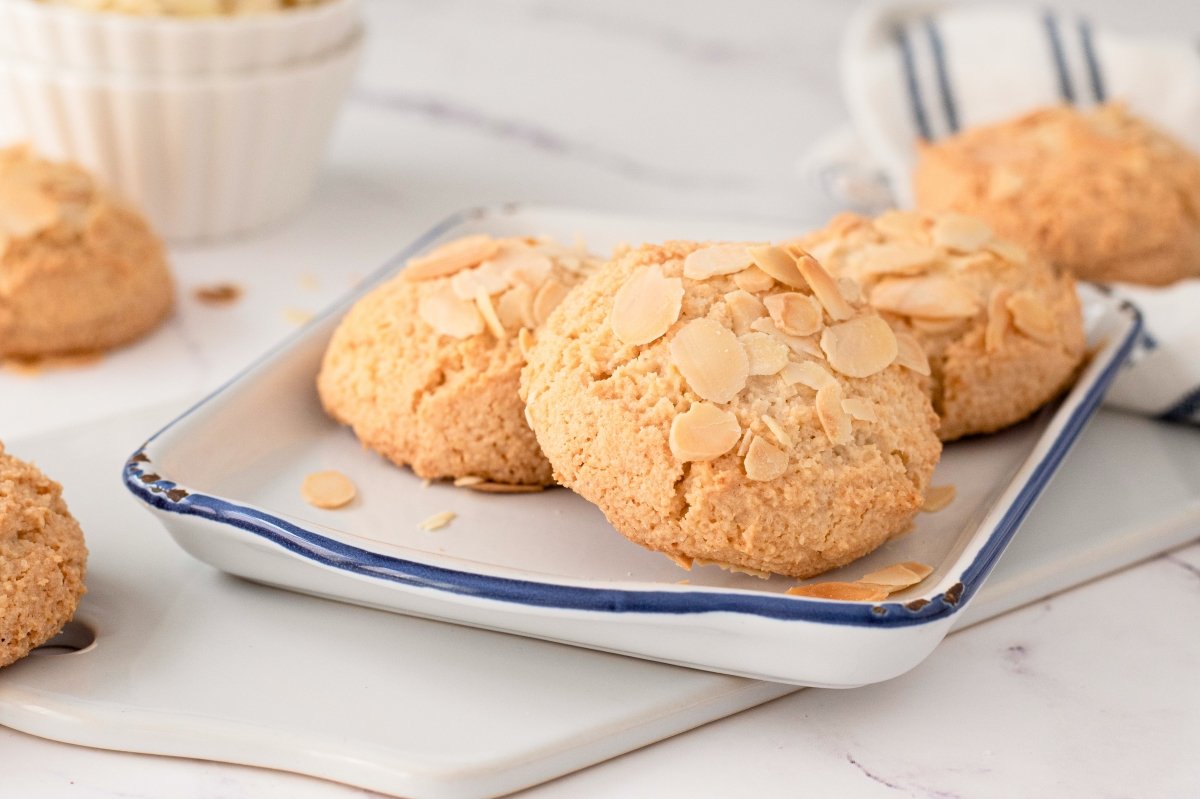 Almond Cookies Recipe: Traditional Spanish Sweet Treat, Chewy