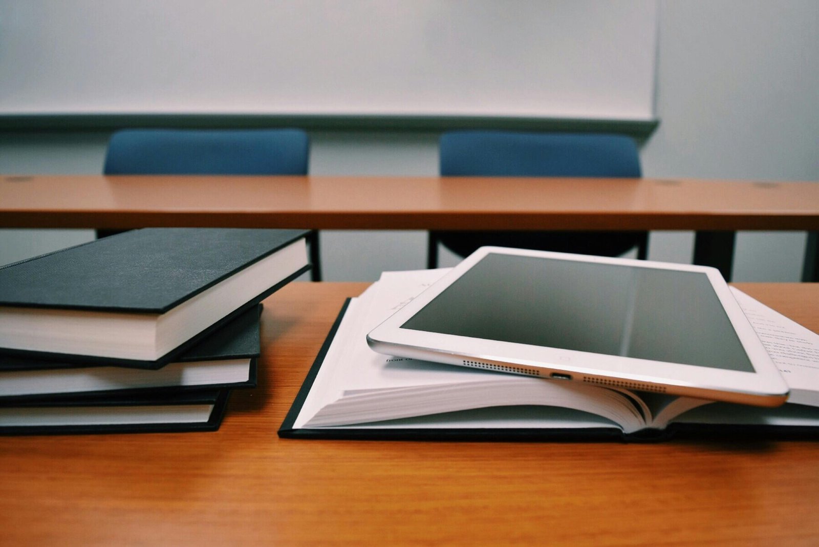 The Graduate Decision: A Guide to Making the Right Choice